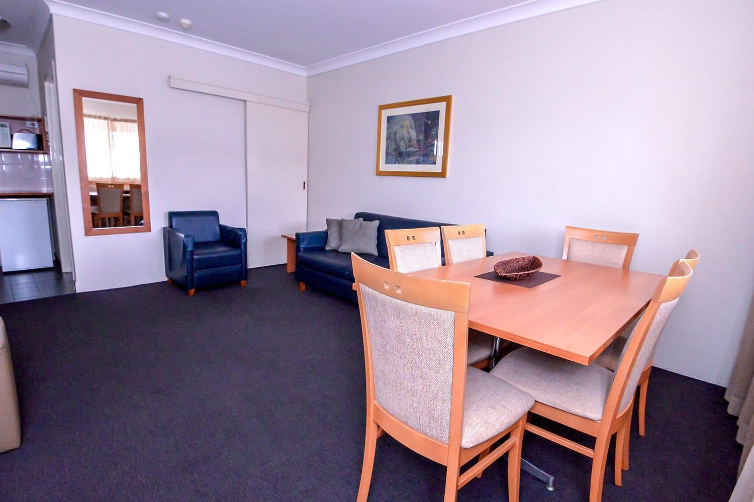 Narellan Motor Inn Exterior photo