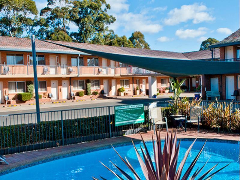Narellan Motor Inn Exterior photo