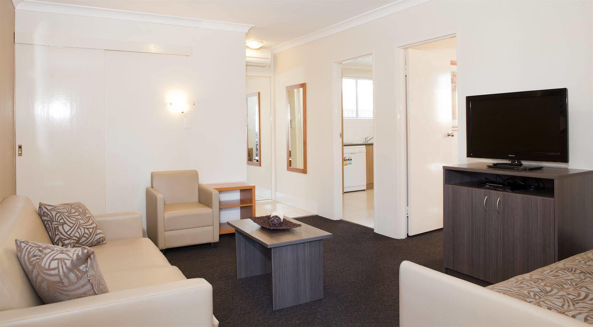 Narellan Motor Inn Exterior photo